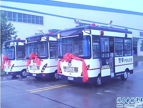 ����������R���Ӿ���(w��)���cȺ��������x�����|